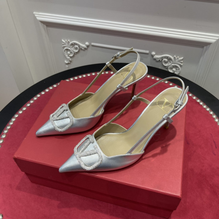 v*lentino heel