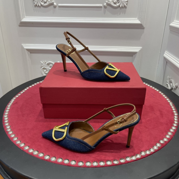 v*lentino heel