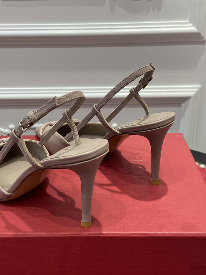 v*lentino heel