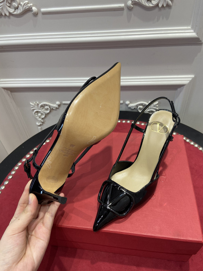 v*lentino heel