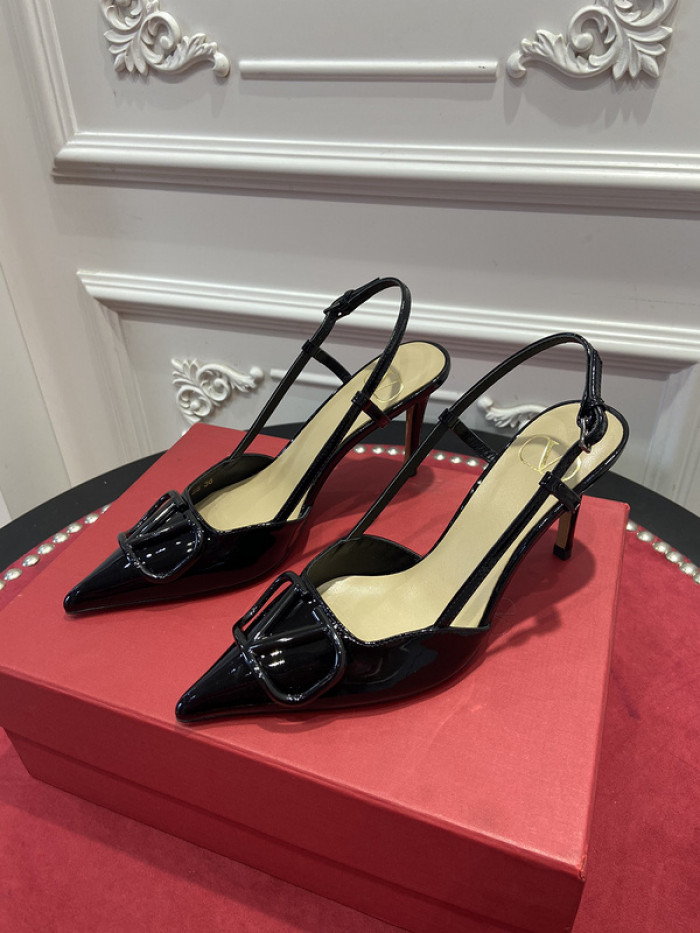 v*lentino heel