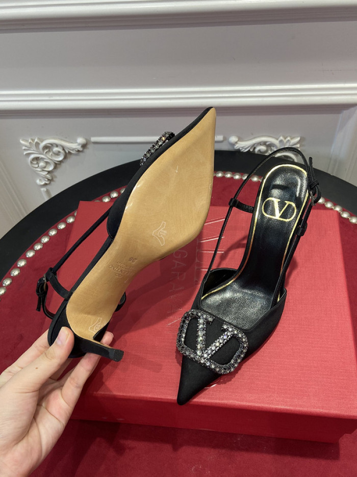 v*lentino heel