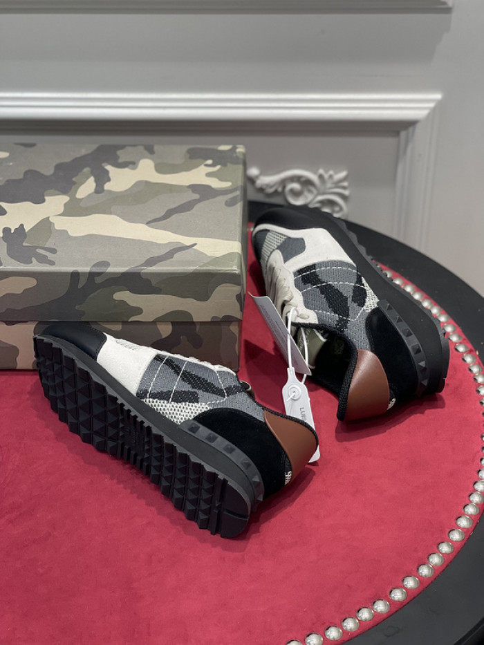 v*lentino sneaker
