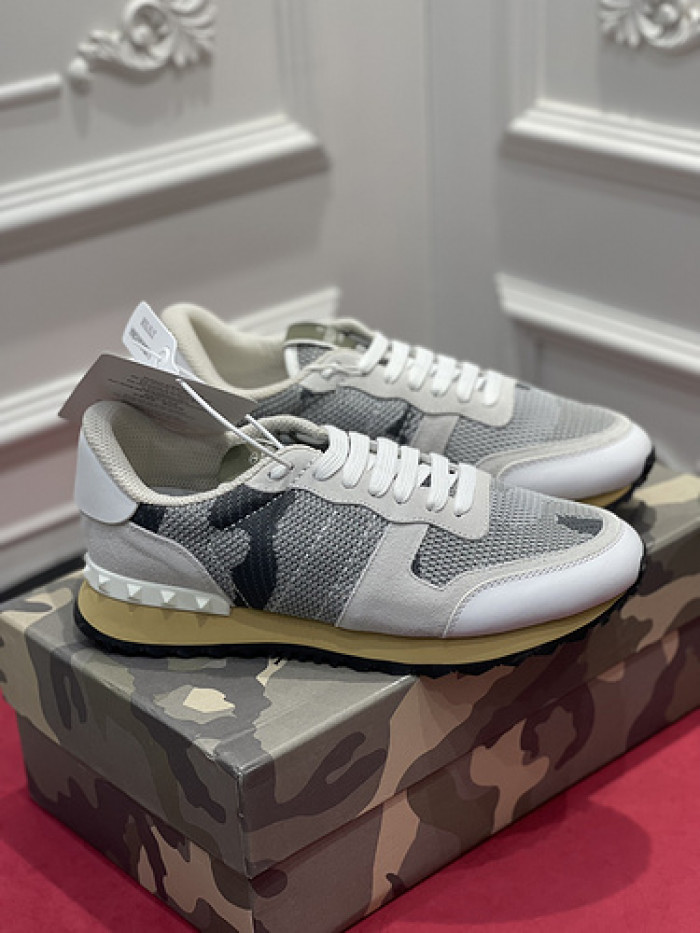 v*lentino sneaker