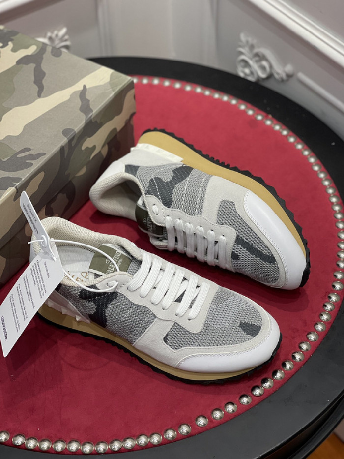 v*lentino sneaker