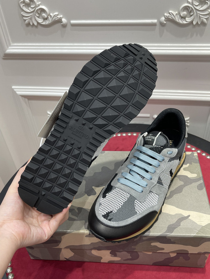 v*lentino sneaker