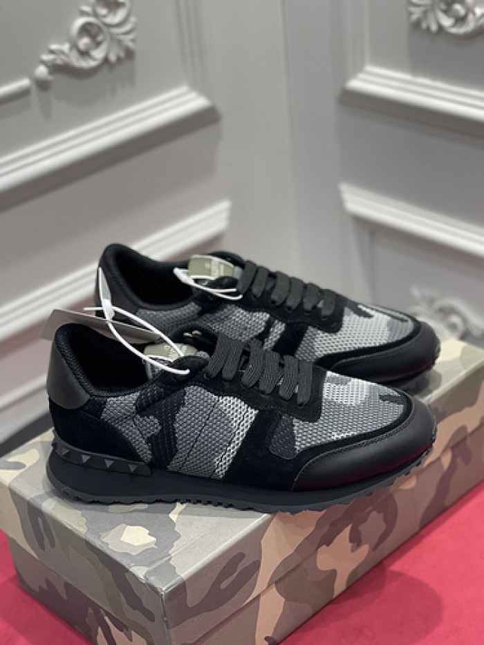 v*lentino sneaker