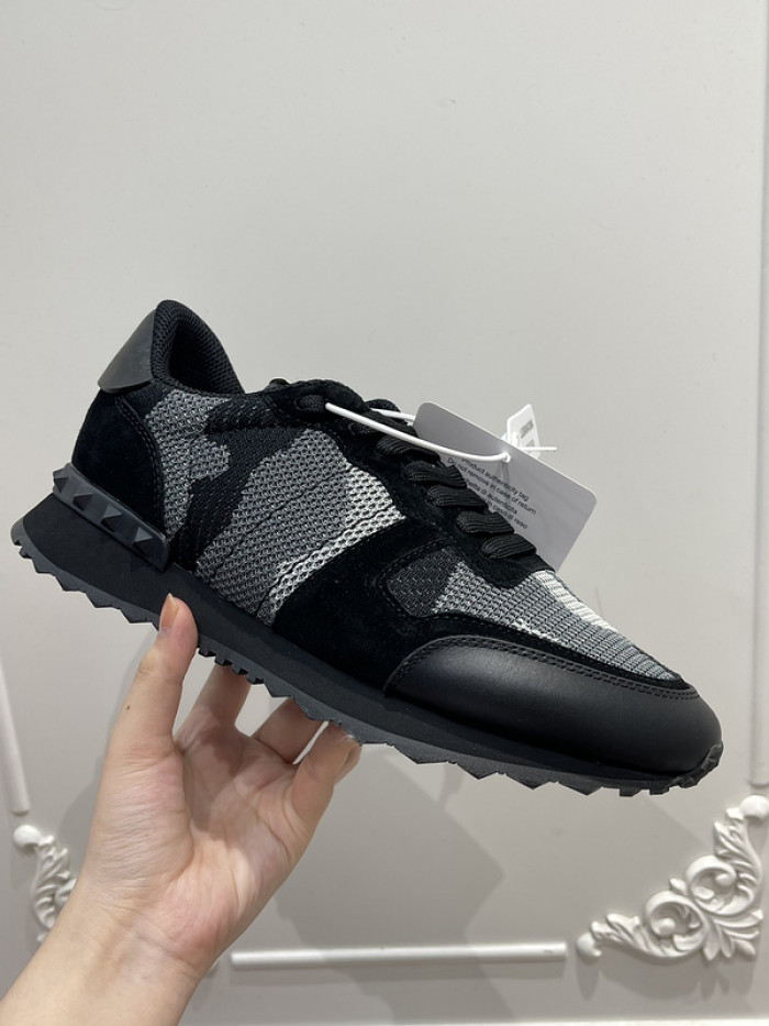 v*lentino sneaker