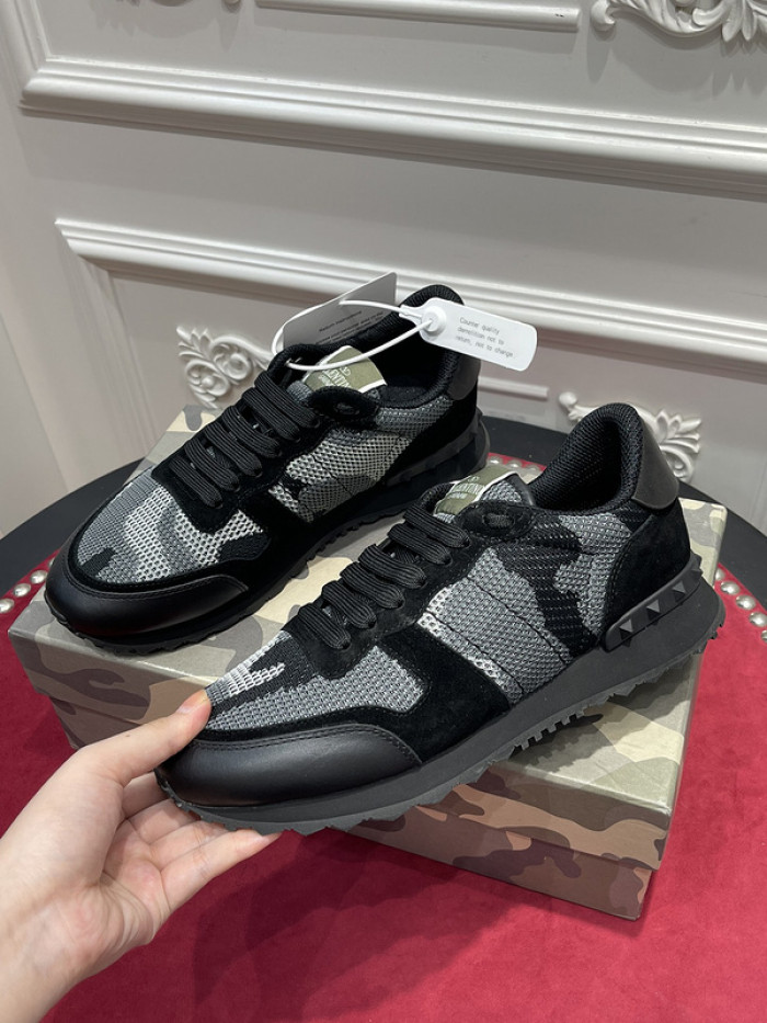 v*lentino sneaker