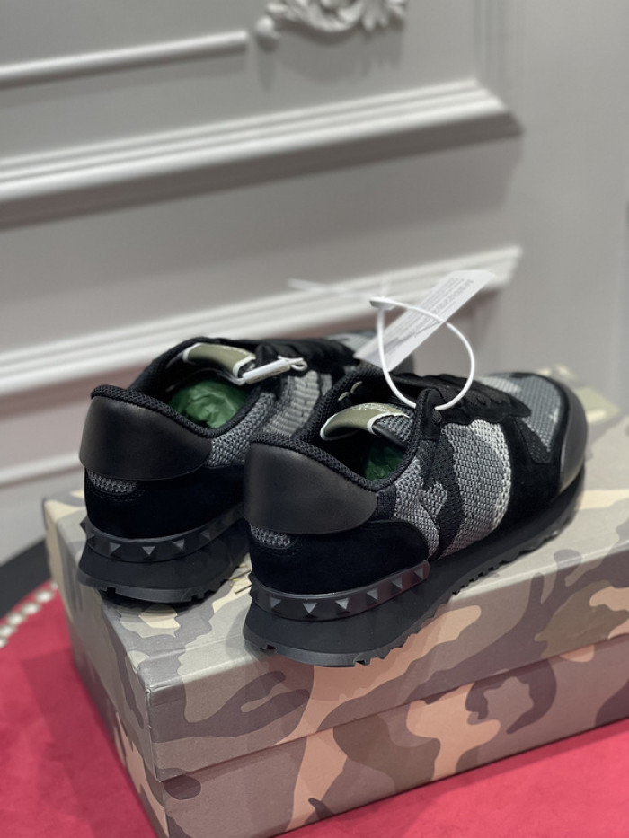 v*lentino sneaker