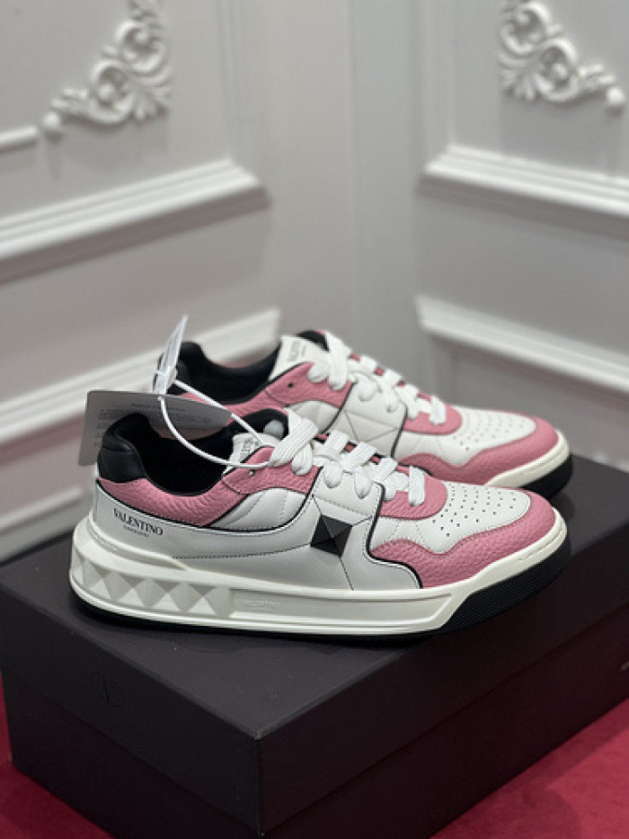 v*lentino sneaker
