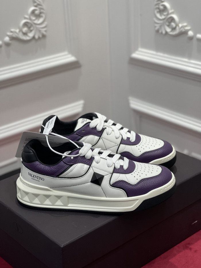 v*lentino sneaker