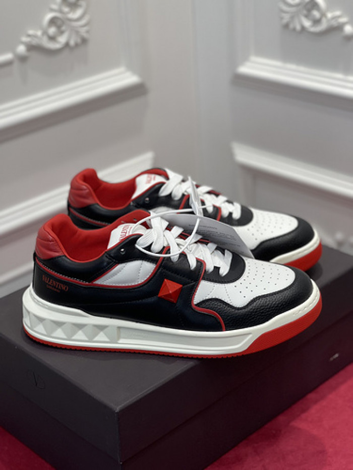 v*lentino sneaker
