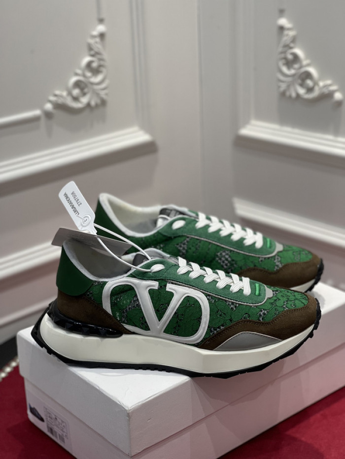 v*lentino sneaker