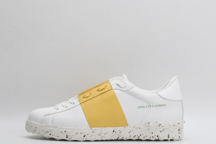 v*lentino sneaker