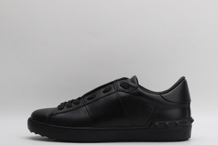 v*lentino sneaker