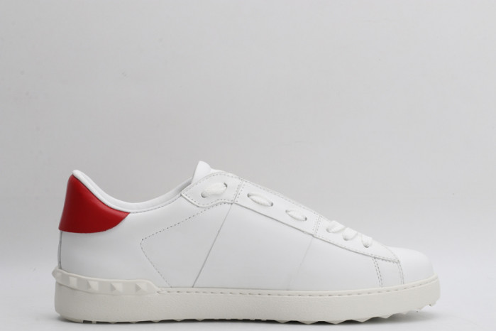 v*lentino sneaker