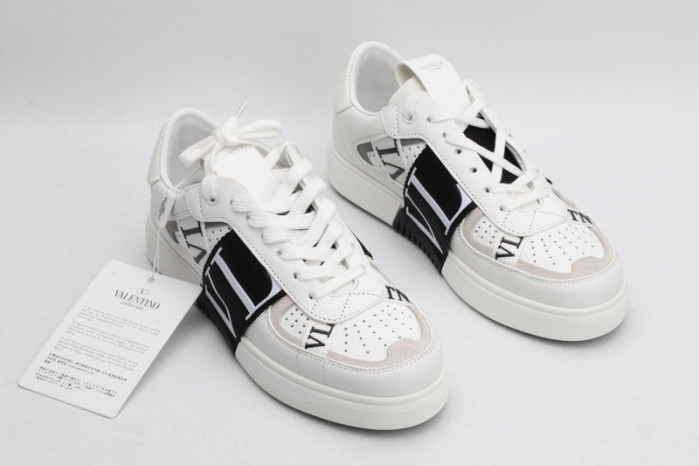 v*lentino sneaker