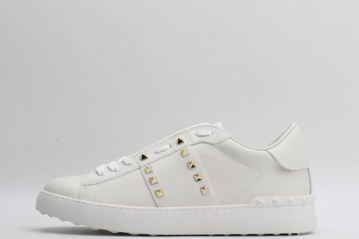 v*lentino sneaker