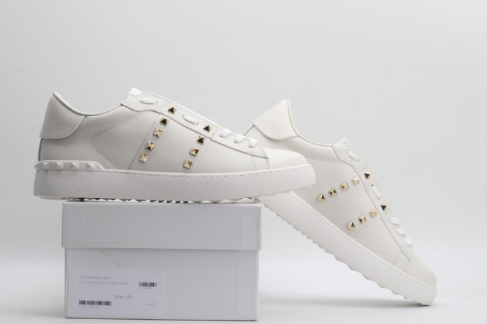 v*lentino sneaker