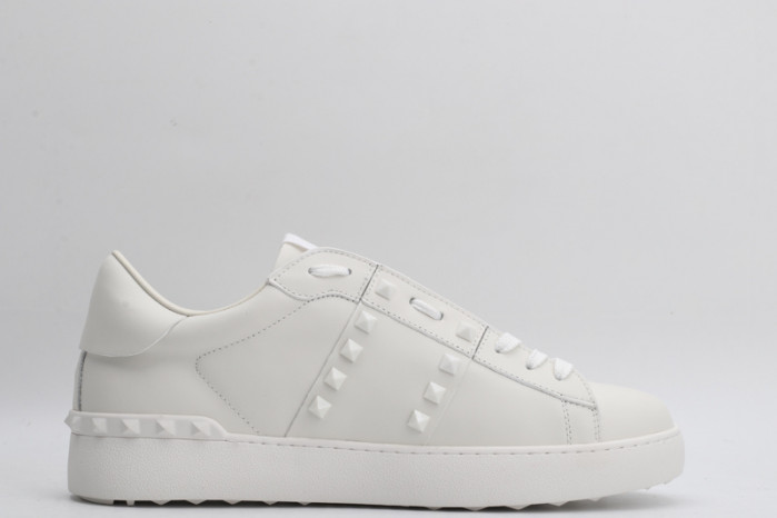 v*lentino sneaker