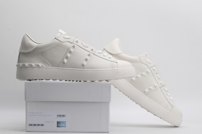 v*lentino sneaker