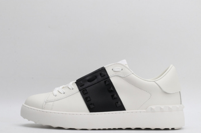 v*lentino sneaker