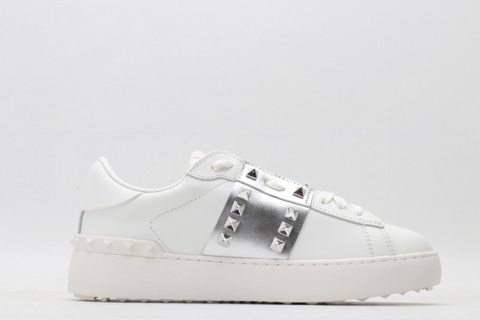 v*lentino sneaker