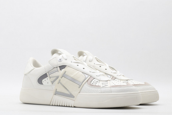 v*lentino sneaker