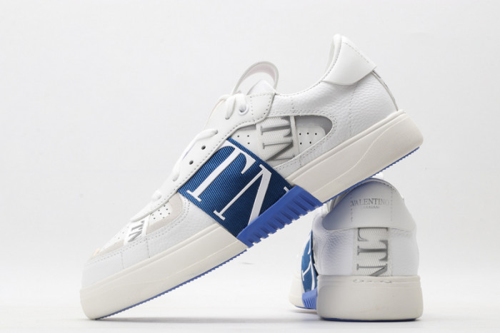 v*lentino sneaker