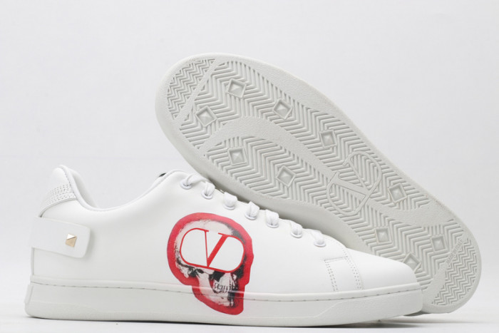 v*lentino sneaker