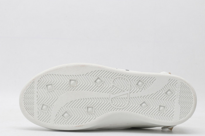 v*lentino sneaker