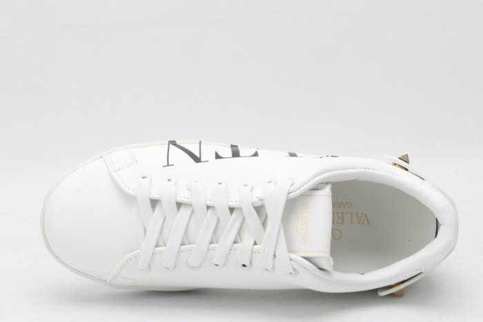 v*lentino sneaker