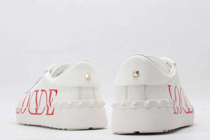 v*lentino sneaker