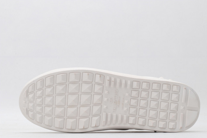 v*lentino sneaker