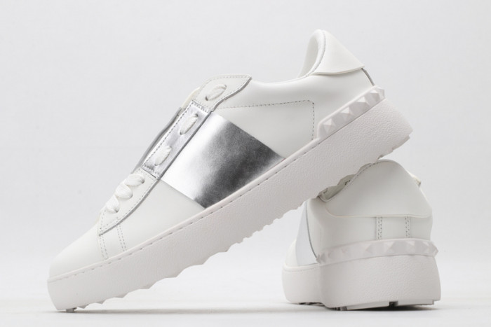 v*lentino sneaker