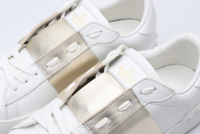 v*lentino sneaker