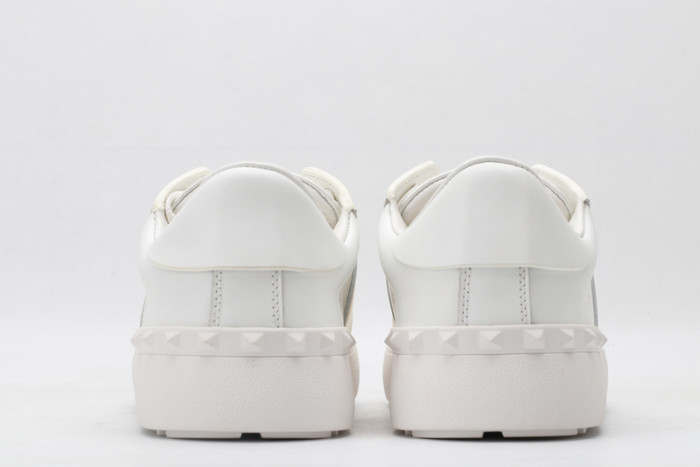 v*lentino sneaker