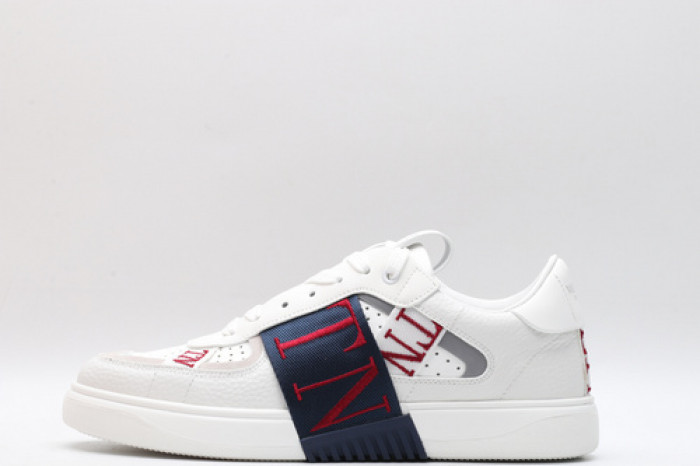 v*lentino sneaker