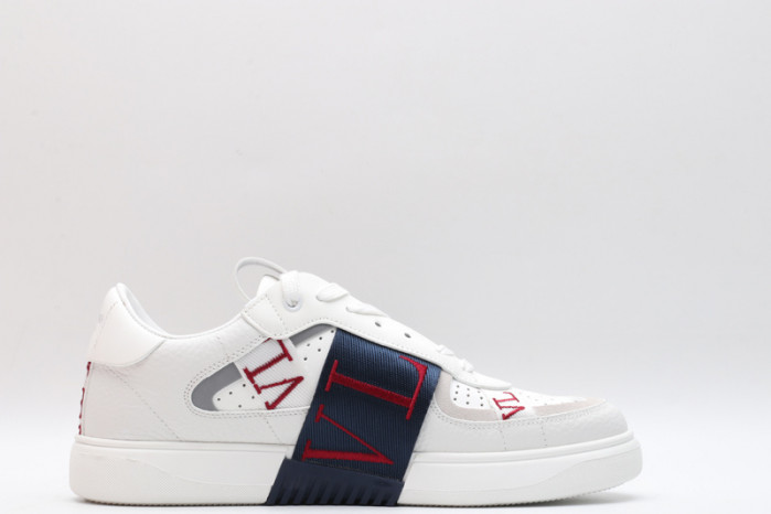 v*lentino sneaker