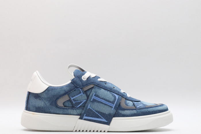 v*lentino sneaker
