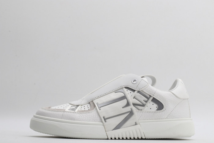 v*lentino sneaker