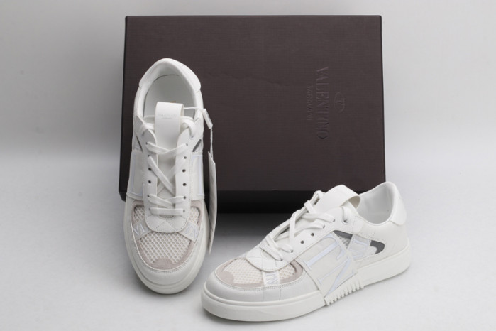 v*lentino sneaker