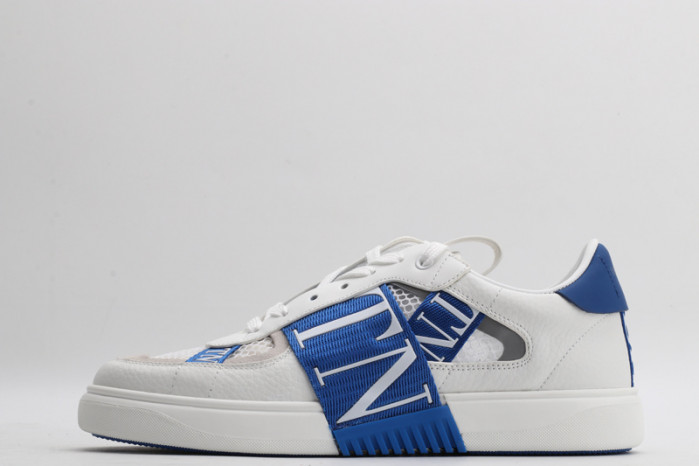 v*lentino sneaker