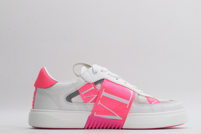 v*lentino sneaker