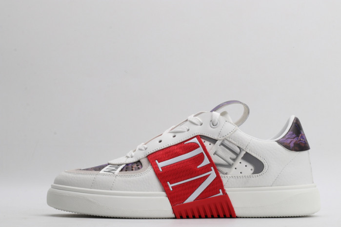 v*lentino sneaker