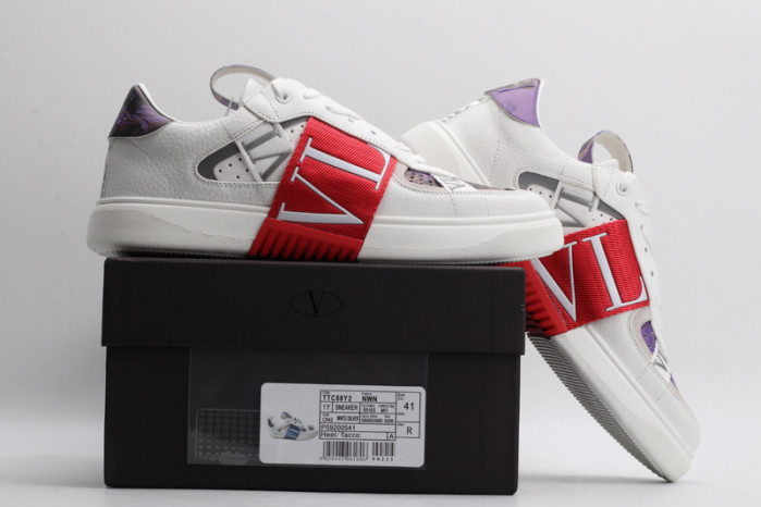 v*lentino sneaker
