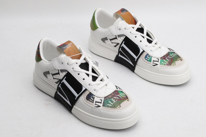 v*lentino sneaker