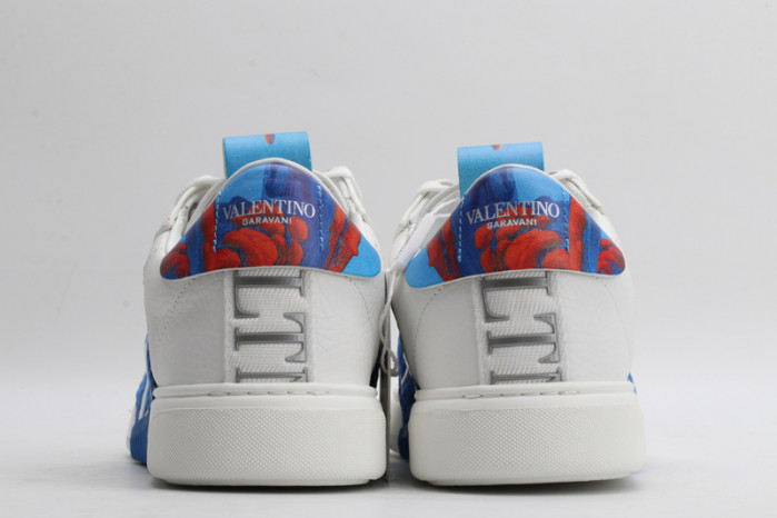 v*lentino sneaker