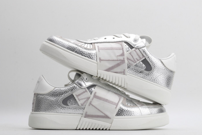 v*lentino sneaker